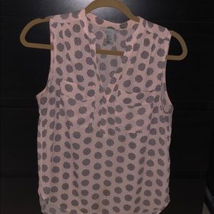 Sleeveless professional top